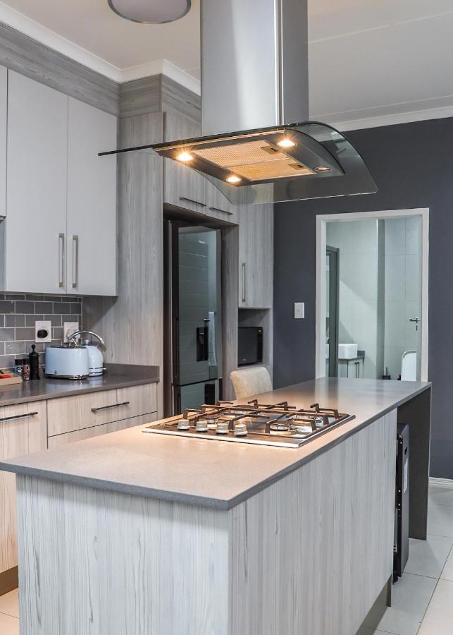 Fumo House Lifestyle Apartments Midrand Ngoại thất bức ảnh